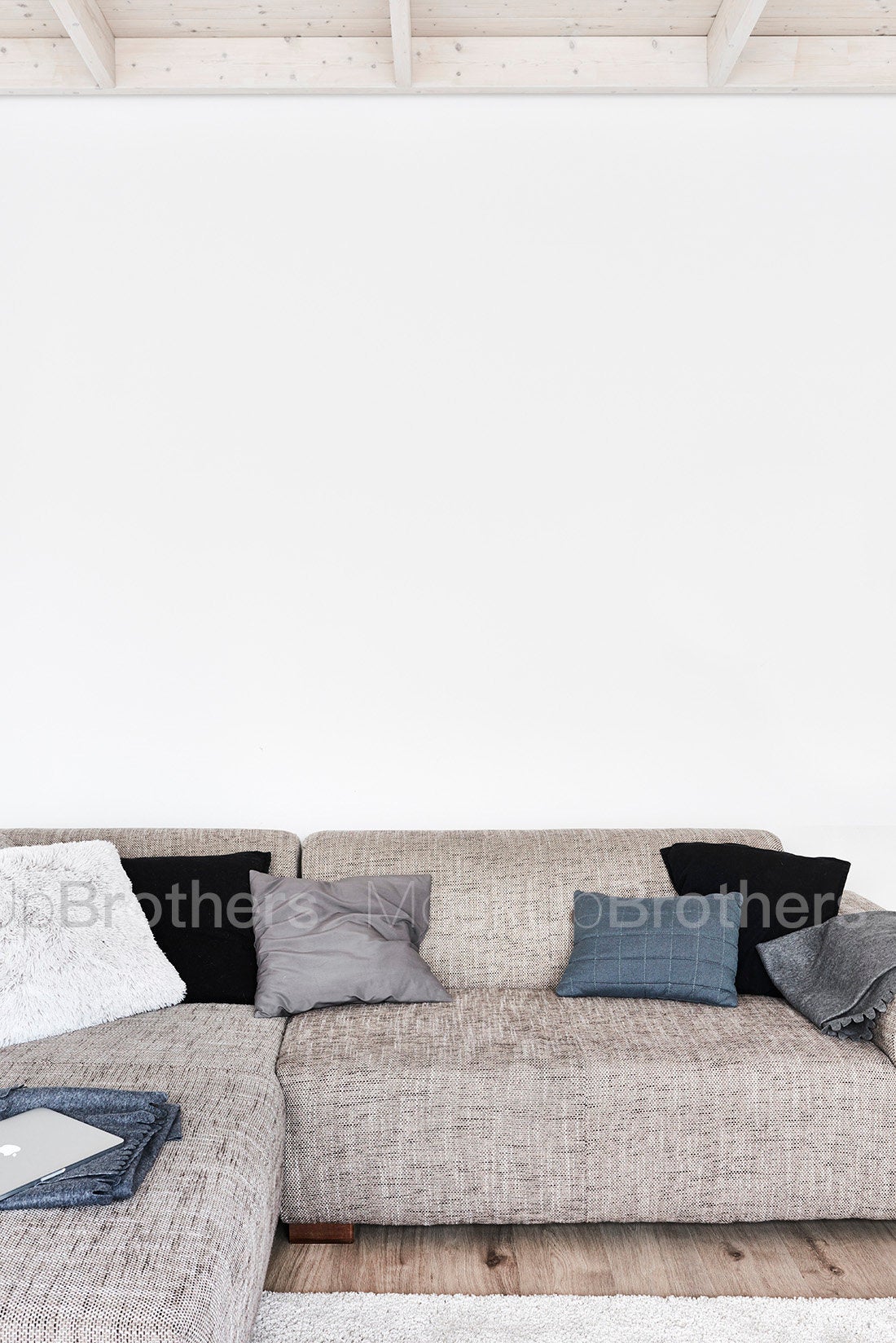 Large wall stock photo by MOckup Brothers